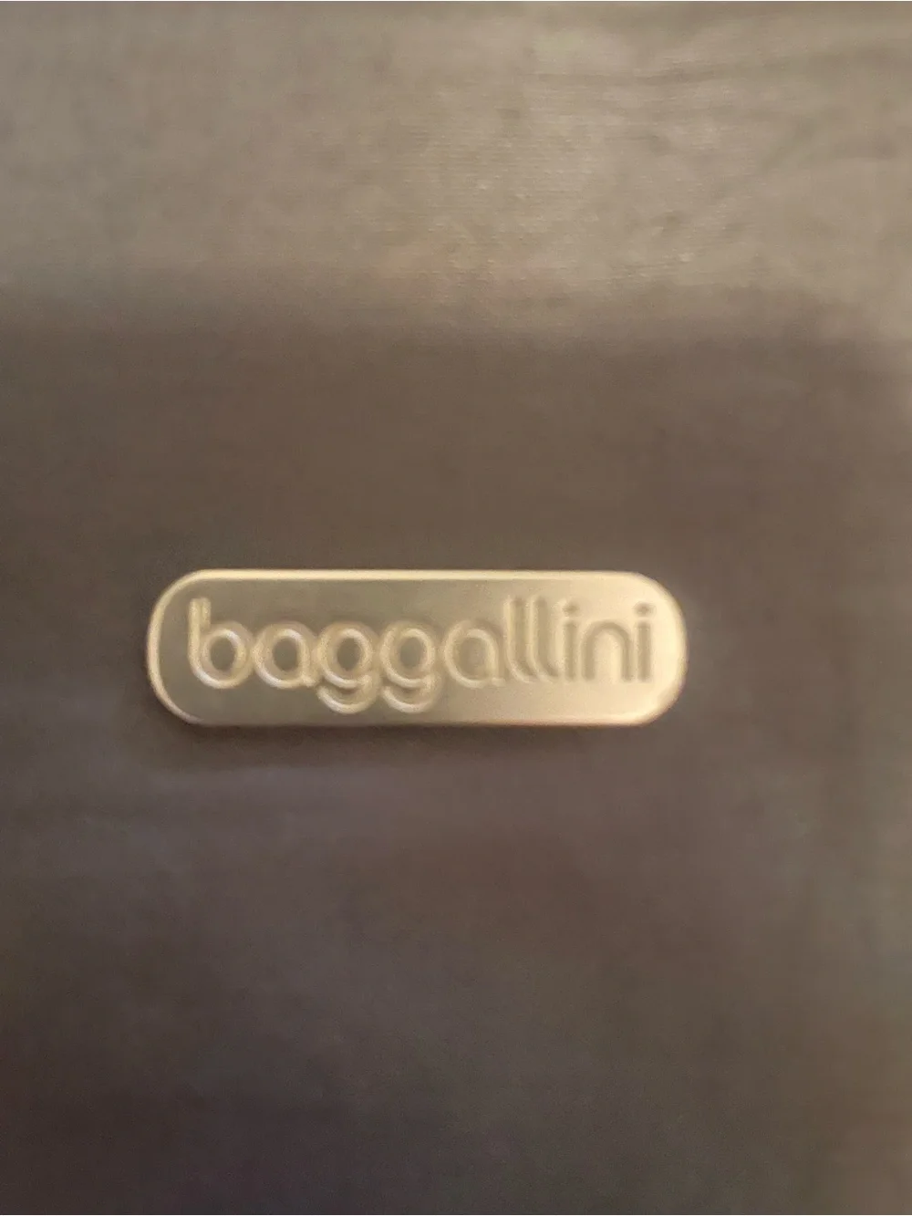 Baggallini grey crossbody